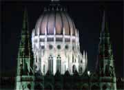 Budapest Parlament bei Nacht